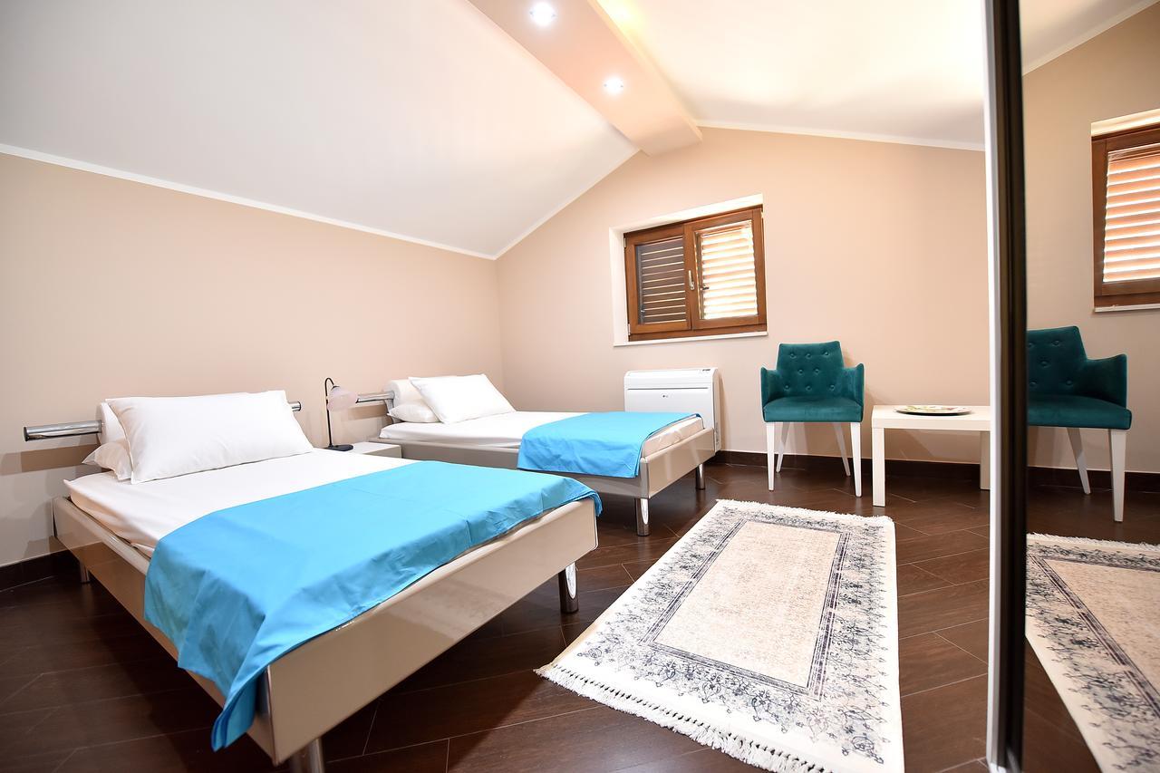 Appartement Maniva Penthouse By The Sea à Kotor Extérieur photo