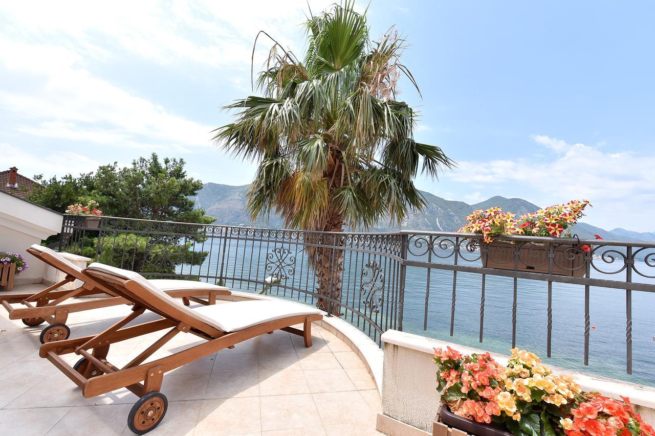 Appartement Maniva Penthouse By The Sea à Kotor Extérieur photo